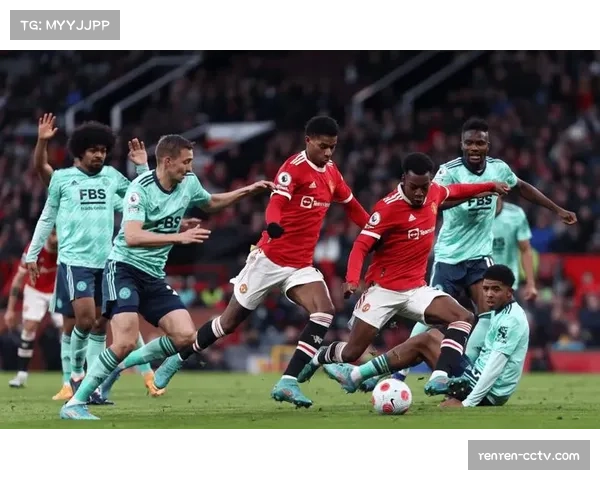 尼斯主帅法里奥利接受电台采访,解释其“有组织的防守即是进攻起点”理念 尼斯主帅法里奥利接受电台采访,解释其“有组织的防守即是进攻起点”理念