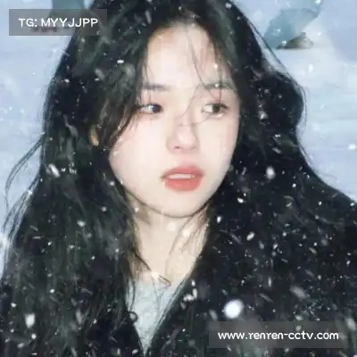 伍麟